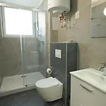 111apartments Apartment *